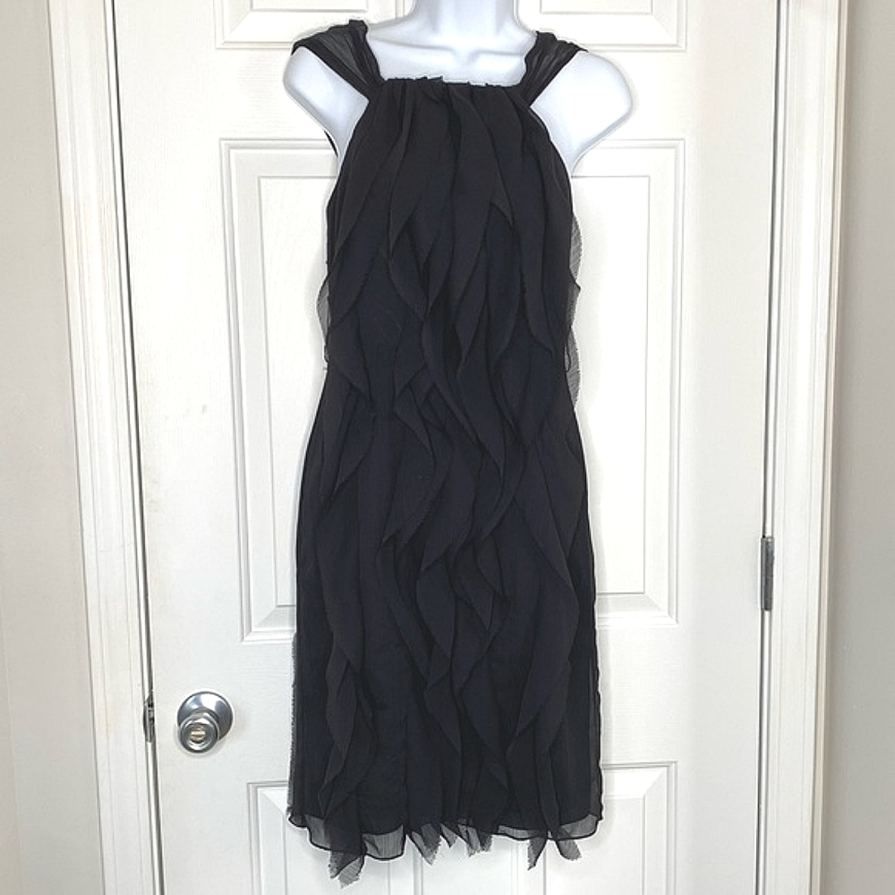 Vera Wang White Formal Ruffle black evening dress size 0